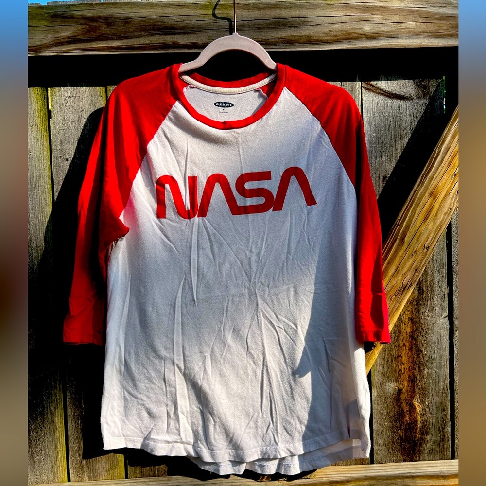 Mens Old Navy 2/3 sleeve NASA baseball shirt size medium